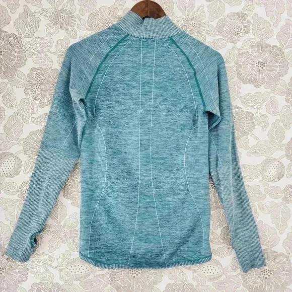 Saucony Women's Athletic Running Sweatshirt Mock neck Size S - Picture 2 of 7